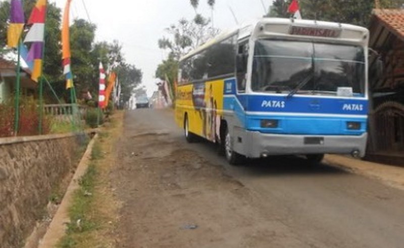 Kondisi Jalan Jalur Rancah Rusak Parah