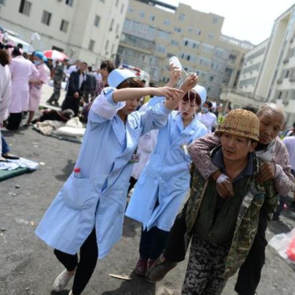 Korban Gempa China 2013