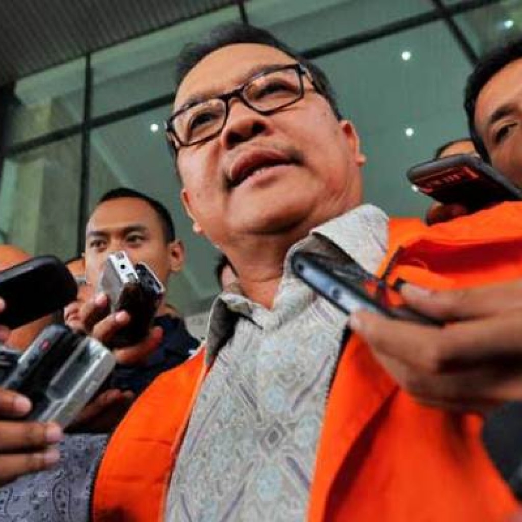 Gubernur Riau Rusli Zainal KPK