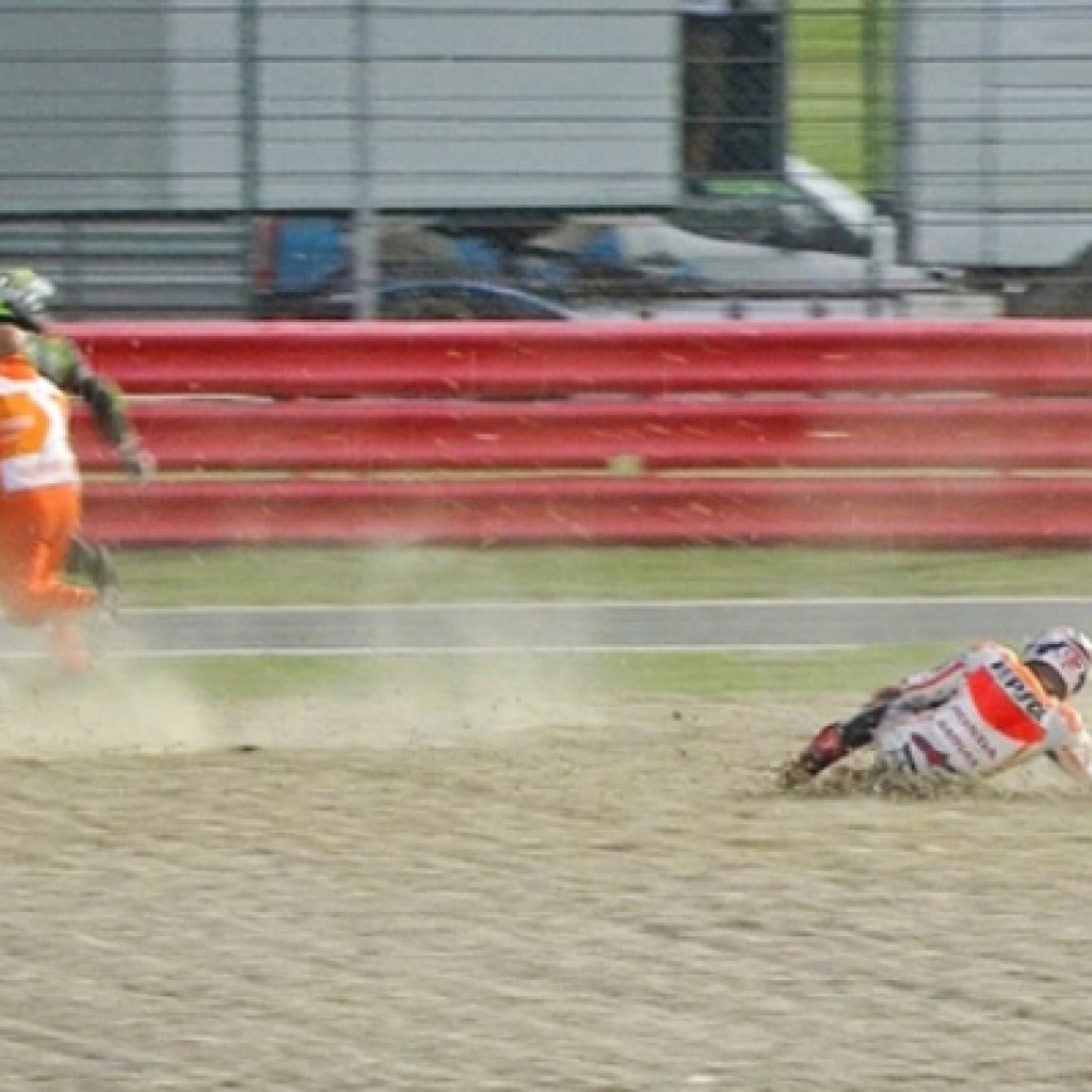 Marc Marquez Crash MotoGP Inggris