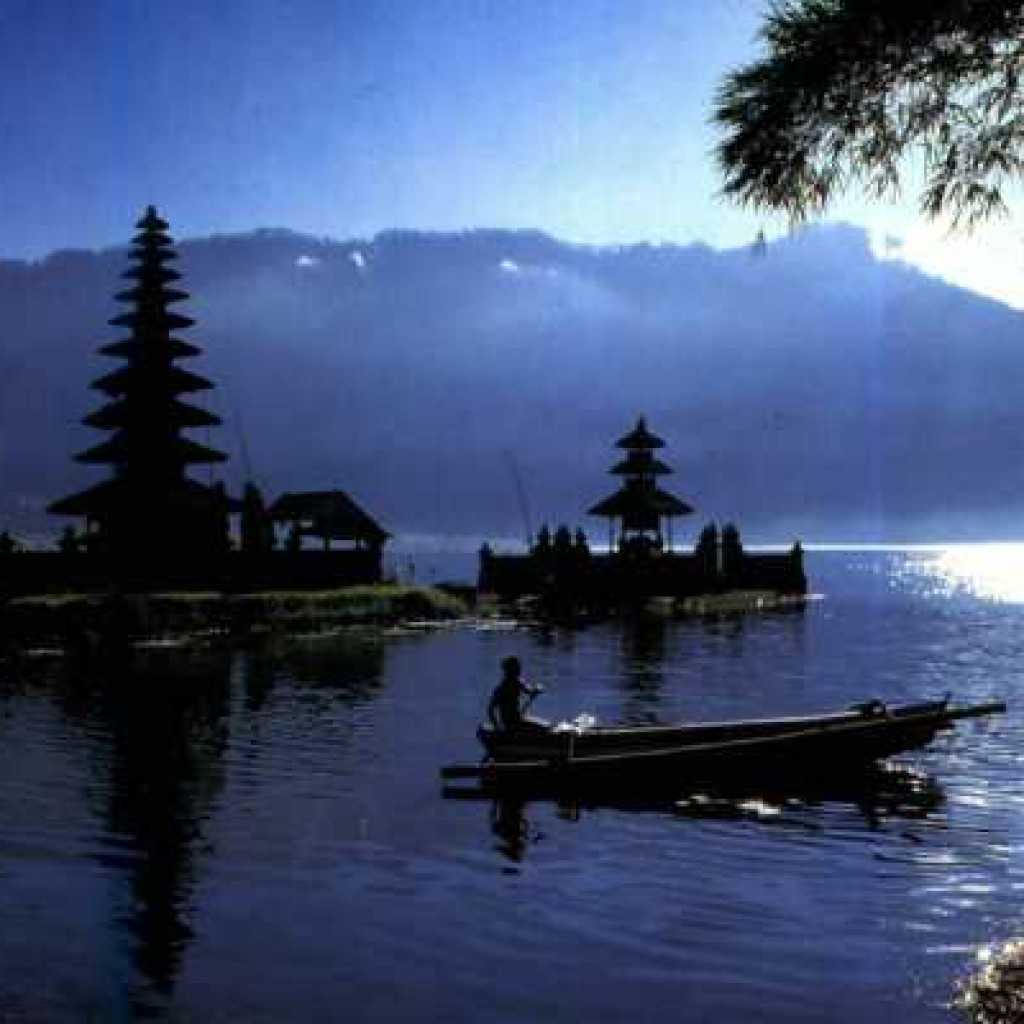 danau beratan