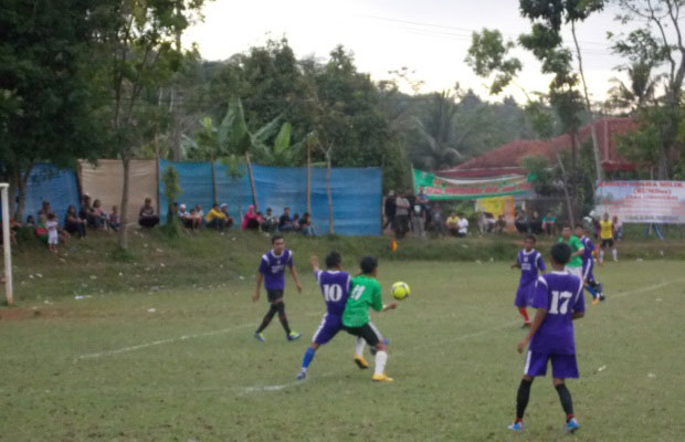 Turnamen Bola Desa Cisontrol, Jetak Boyong Piala Bergilir Kades