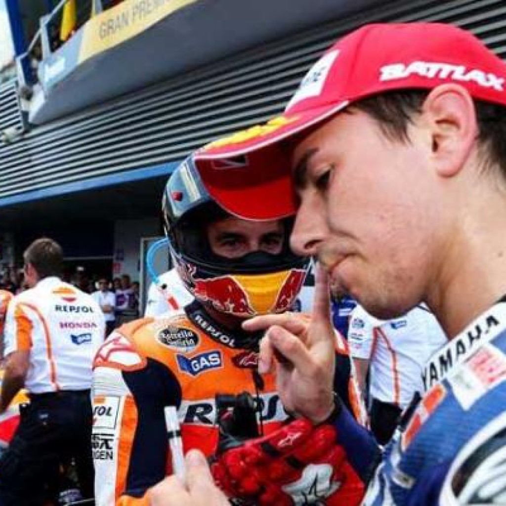 Marc Marquez vs Jorge Lorenzo MotoGP Valencia