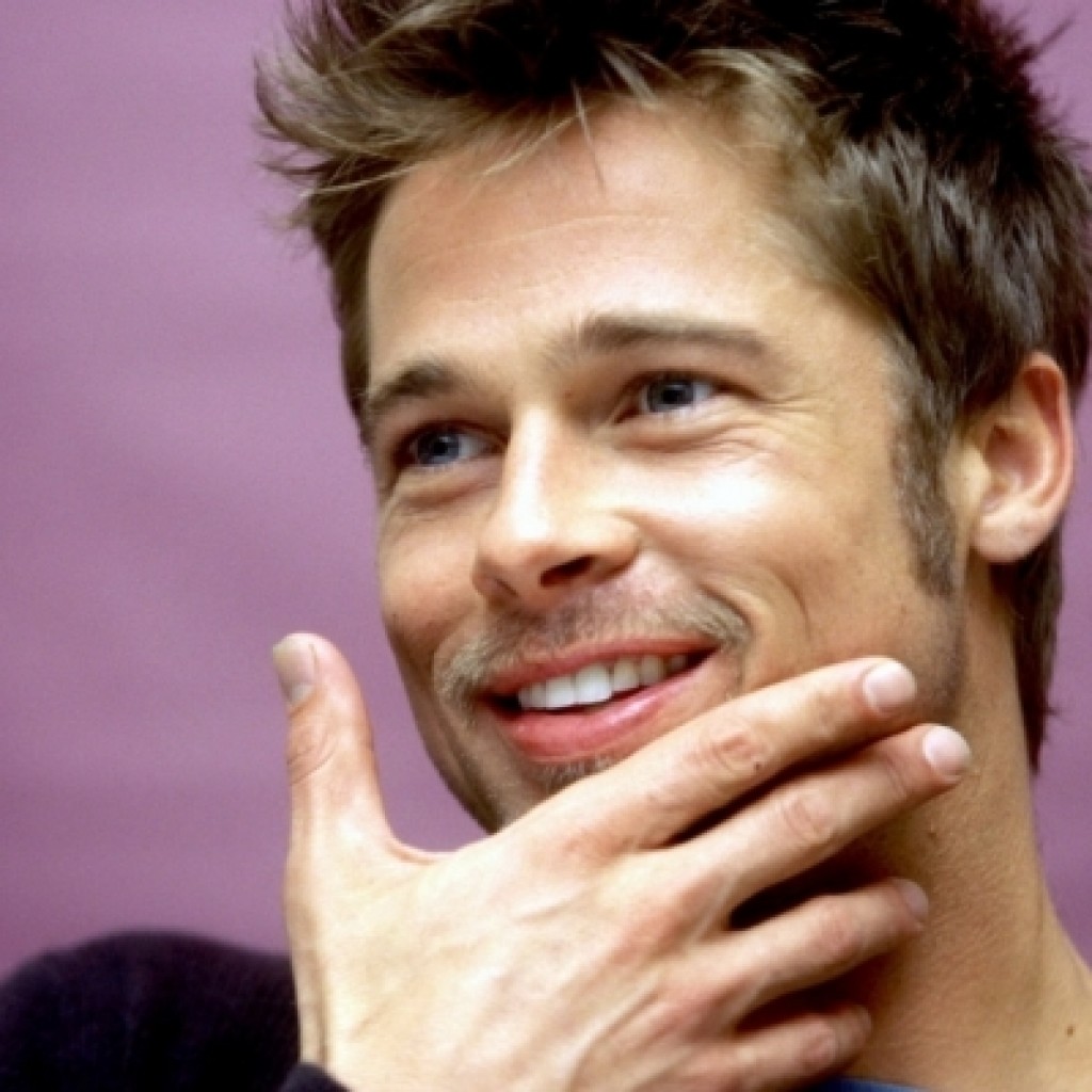 Wajah Brad Pitt