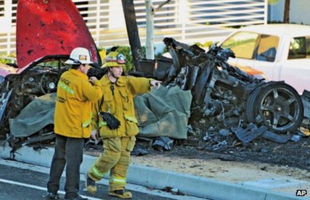 Ini Dia Gambar Mobil Porsche GT Paul Walker Usai Kecelakaan