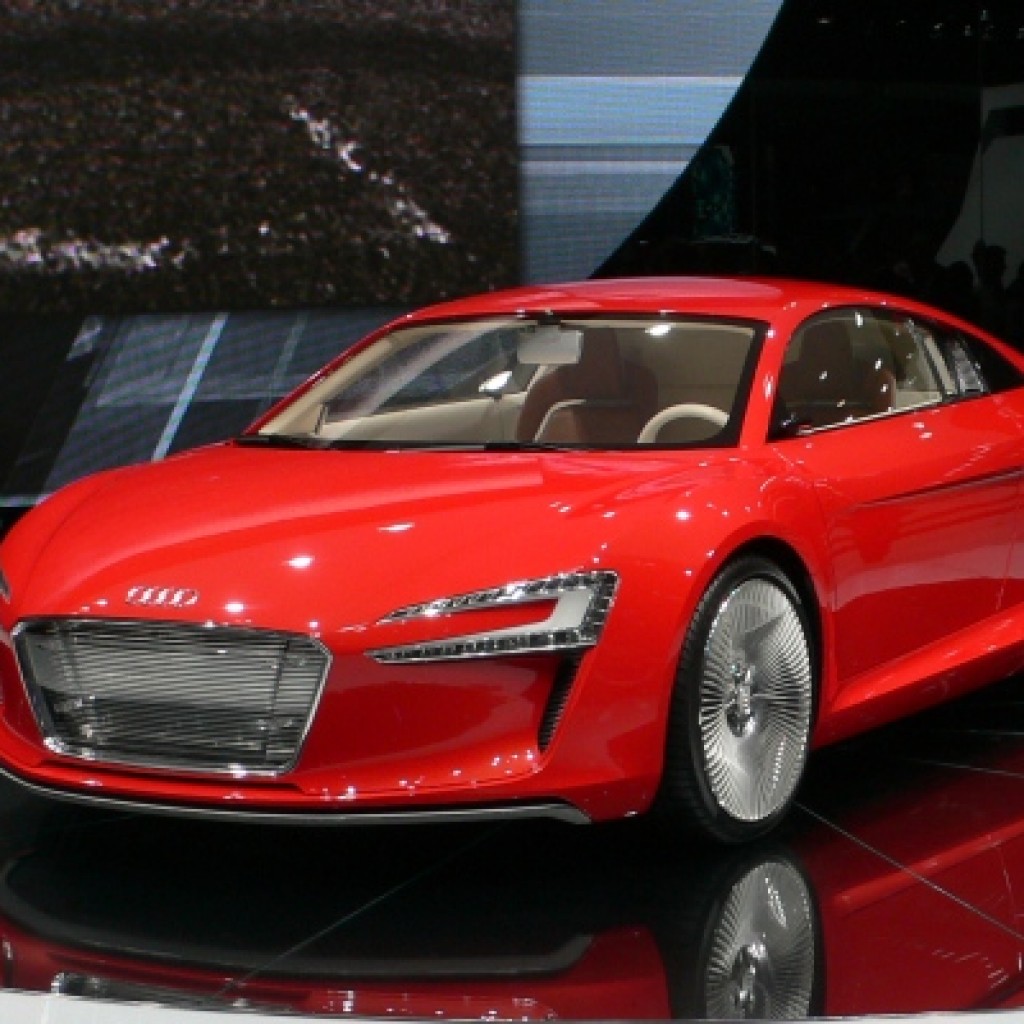 audi r8 e tron