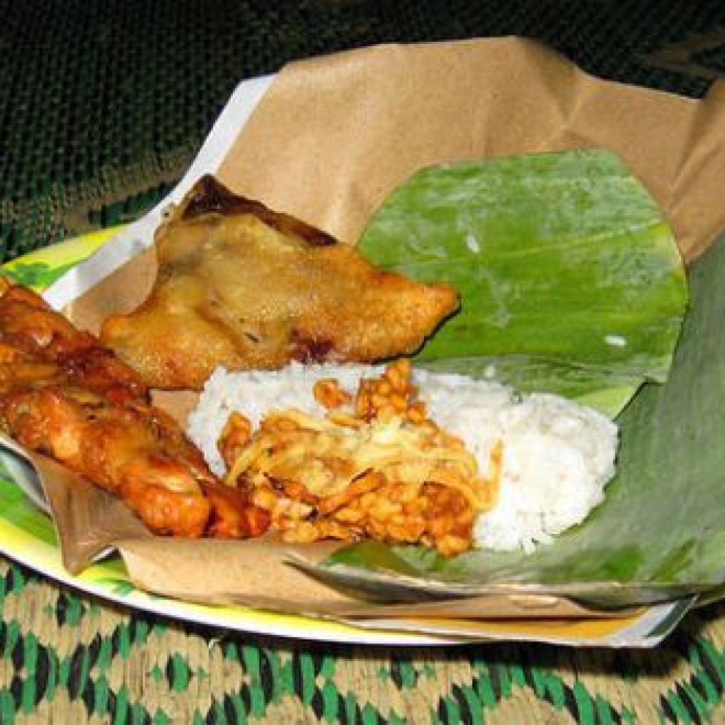 Nasi Kucing