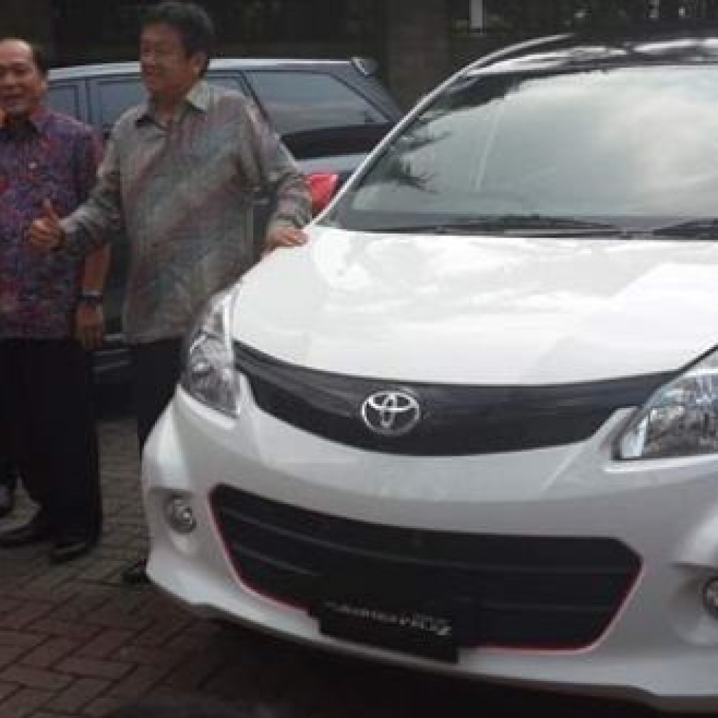 Toyota Avanza Luxury