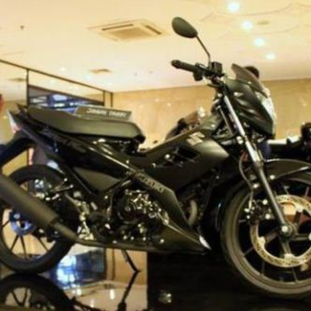 Suzuki Satria FU150 Black Predator