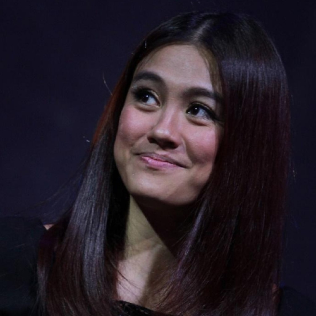 Agnes Monica Sabet Penghargaan di Ajang World Music Awards 2014