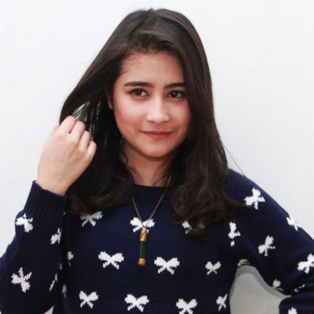 Profil Prilly Latuconsina