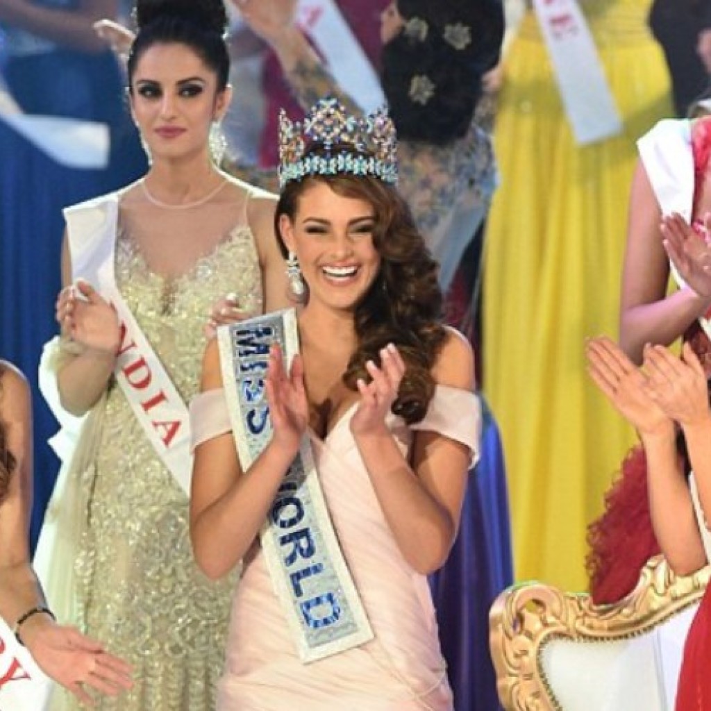 Sesi Baju Renang Miss World 2014