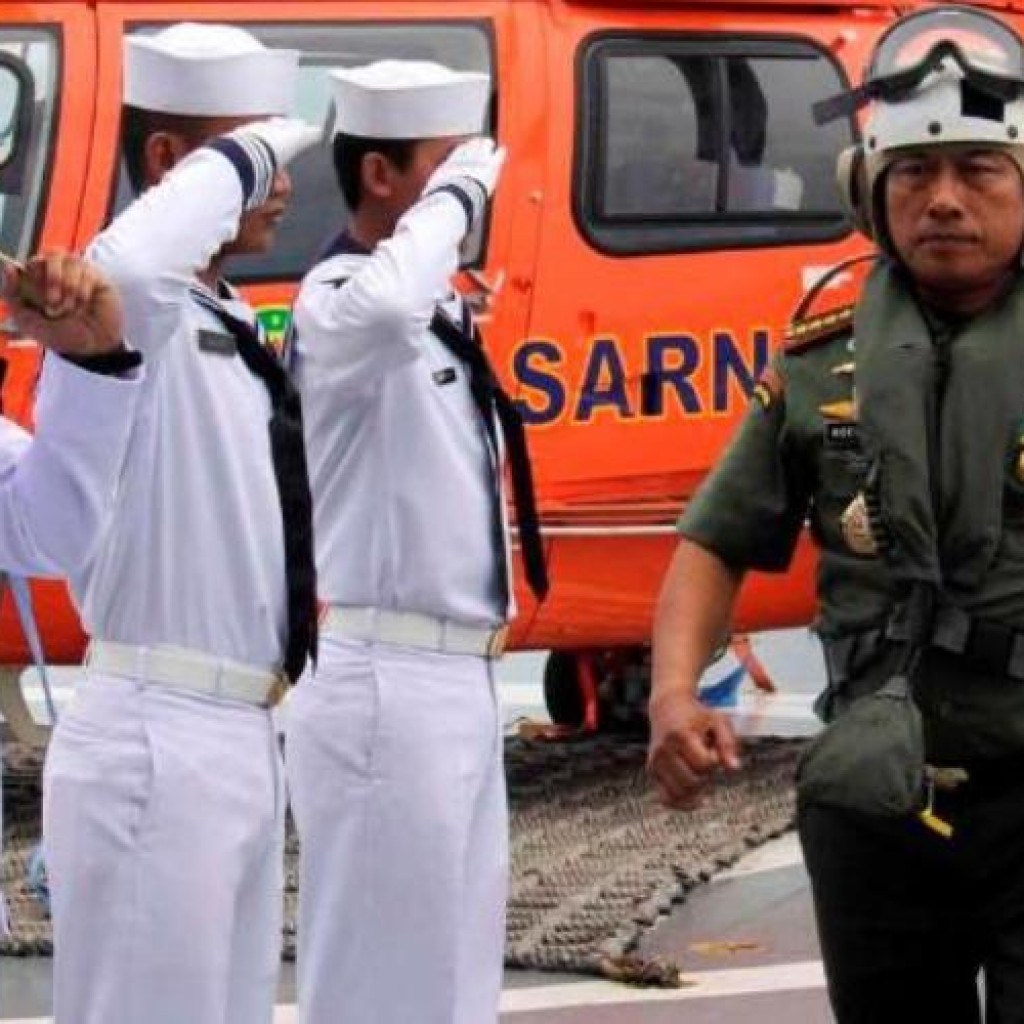 Evakuasi ekor Pesawat AirAsia QZ8501 dipimpin Jenderal Moeldoko