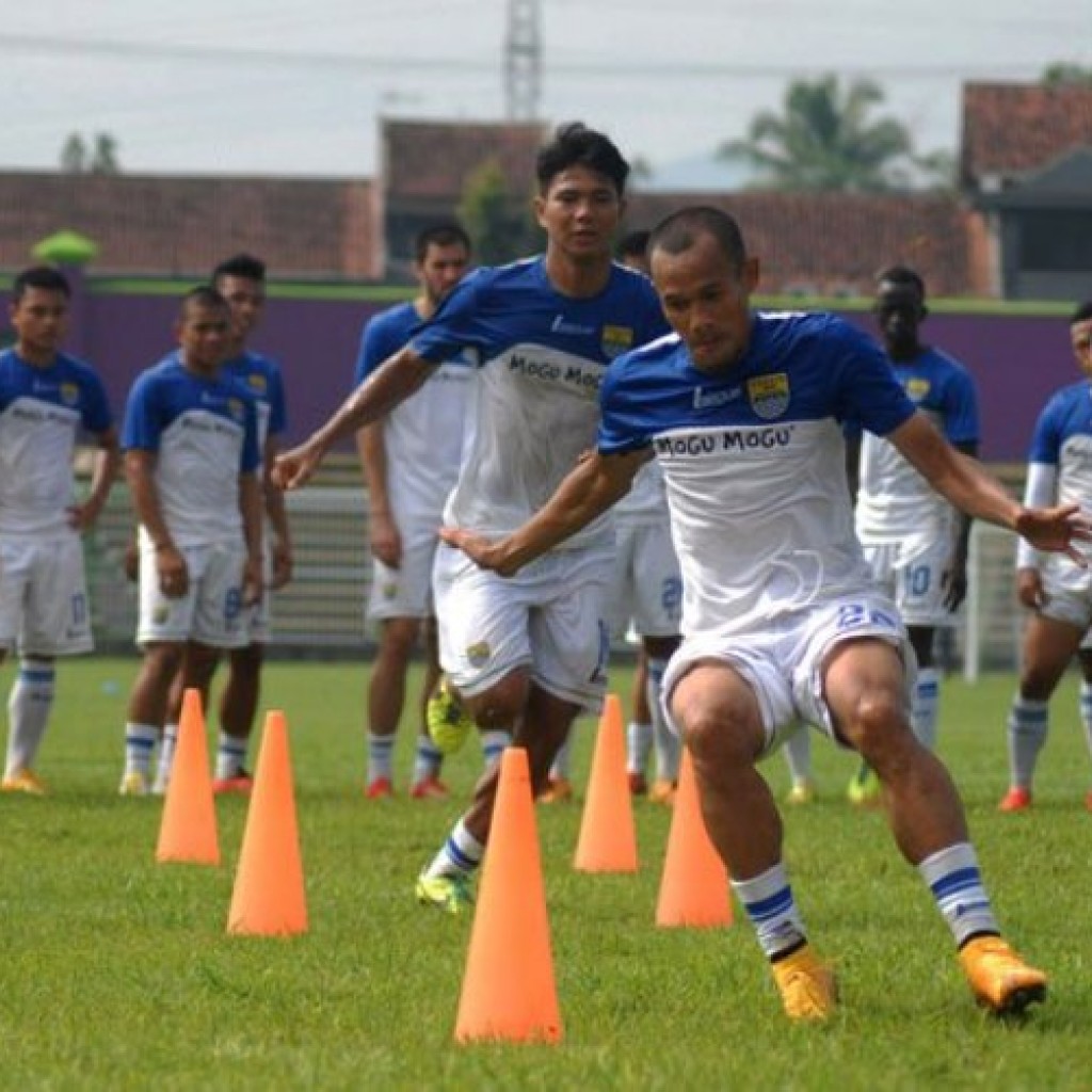 Jelang final Inter Island Cup 2014 Persib vs Arema Cronous