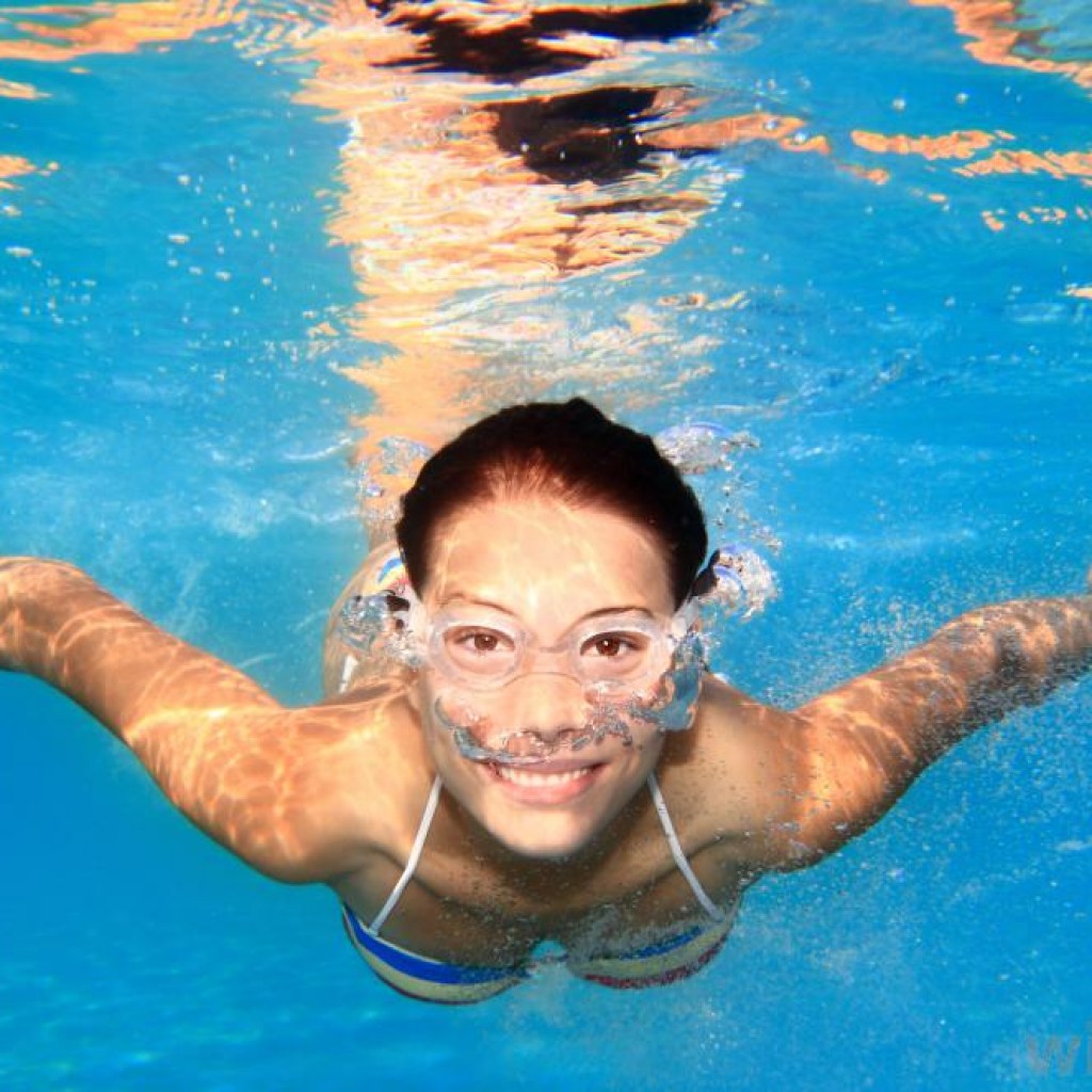 Kulit Nampak Lebih Cantik dengan Berenang