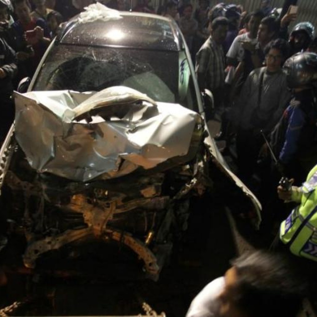 Video tabrakan Outlander maut Pondok Indah