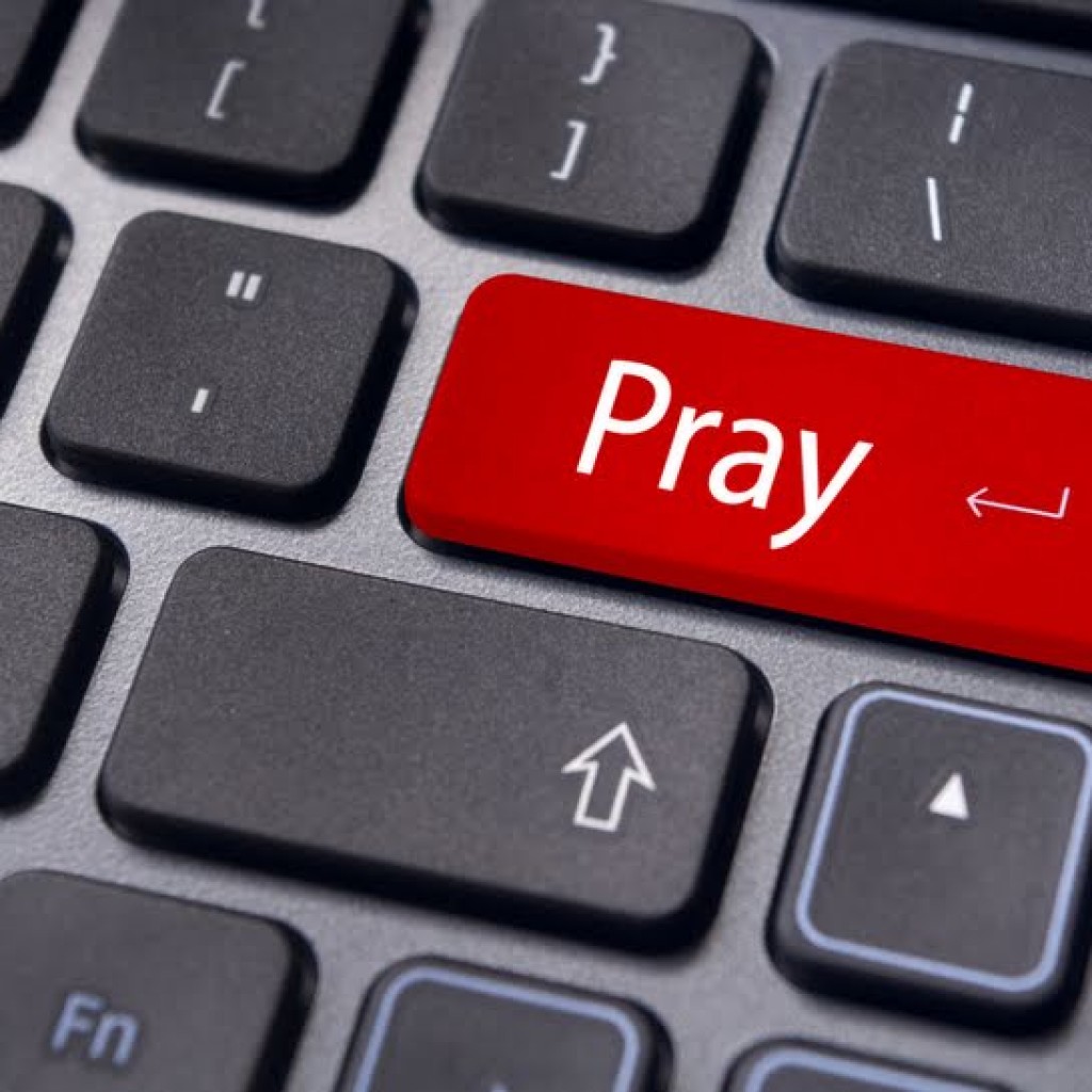 Berdoa di Media Sosial