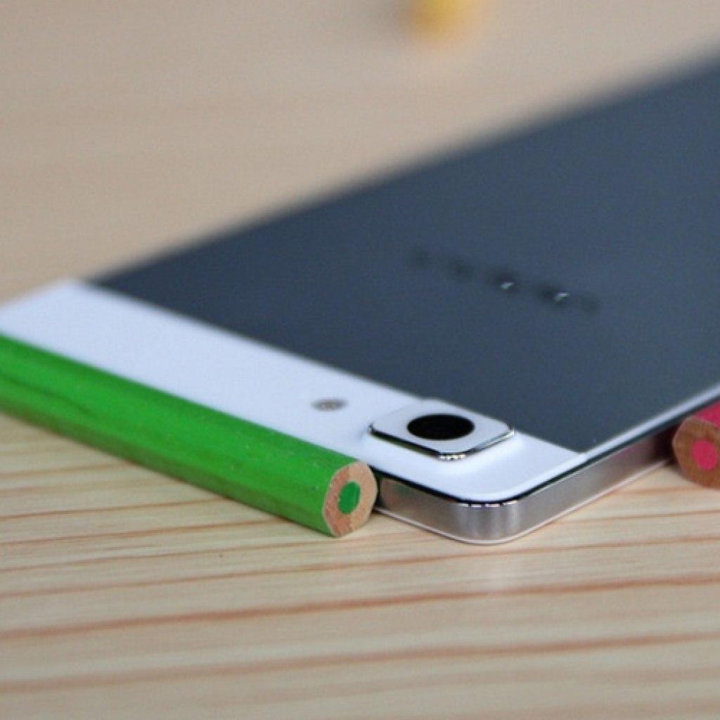 Smartphone Oppo R5