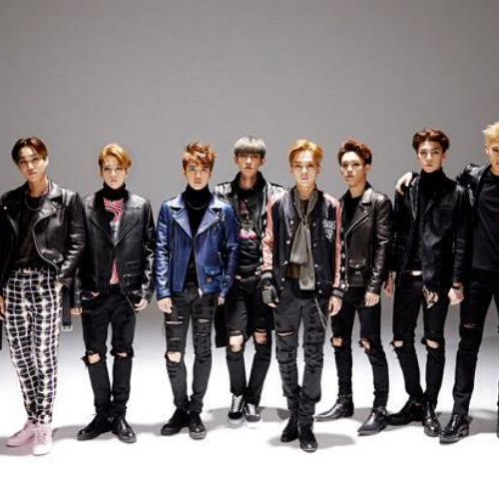 Video klip terbaru EXO