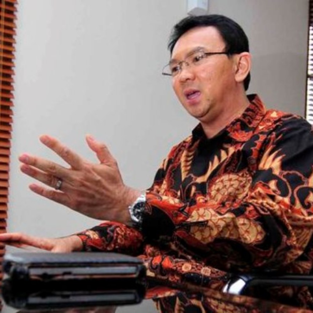 Ahok sindir pejabat malas