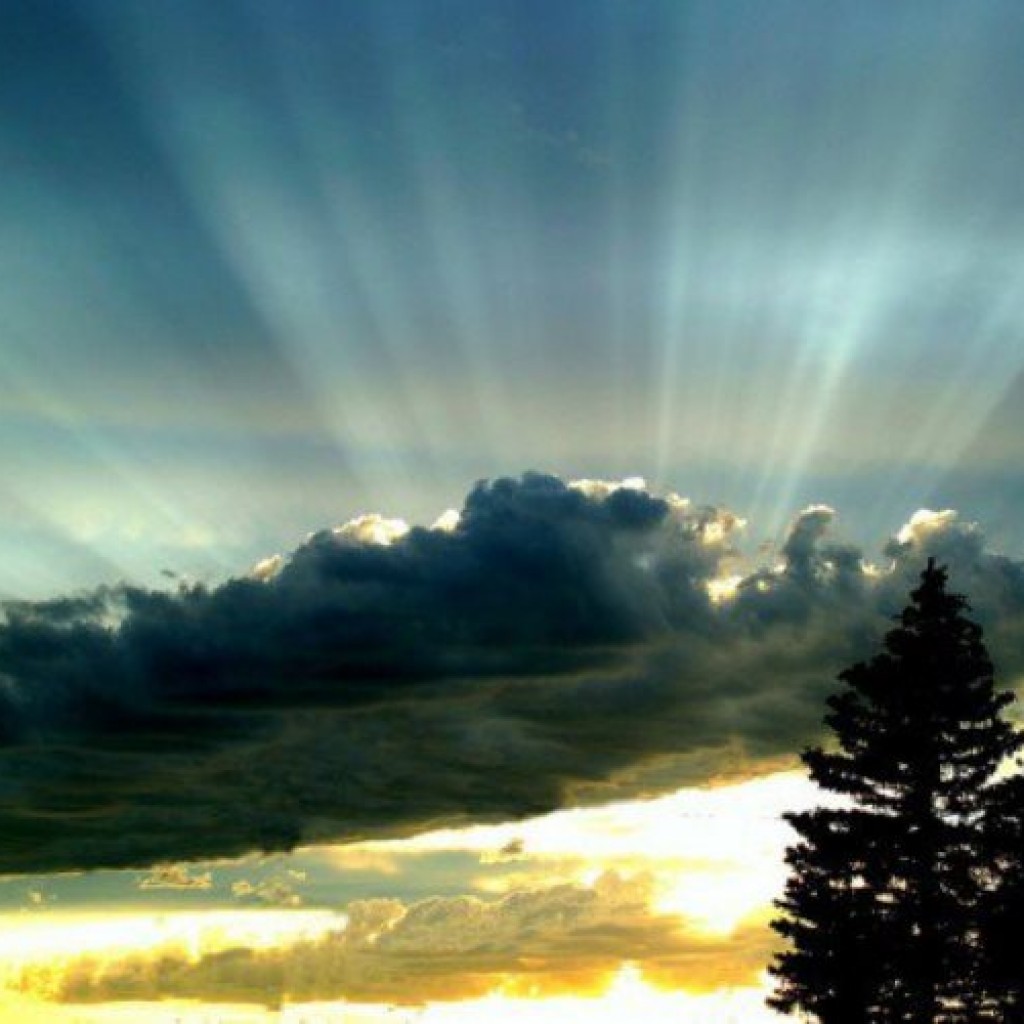 Ilustrasi suara sangkakala dari langit