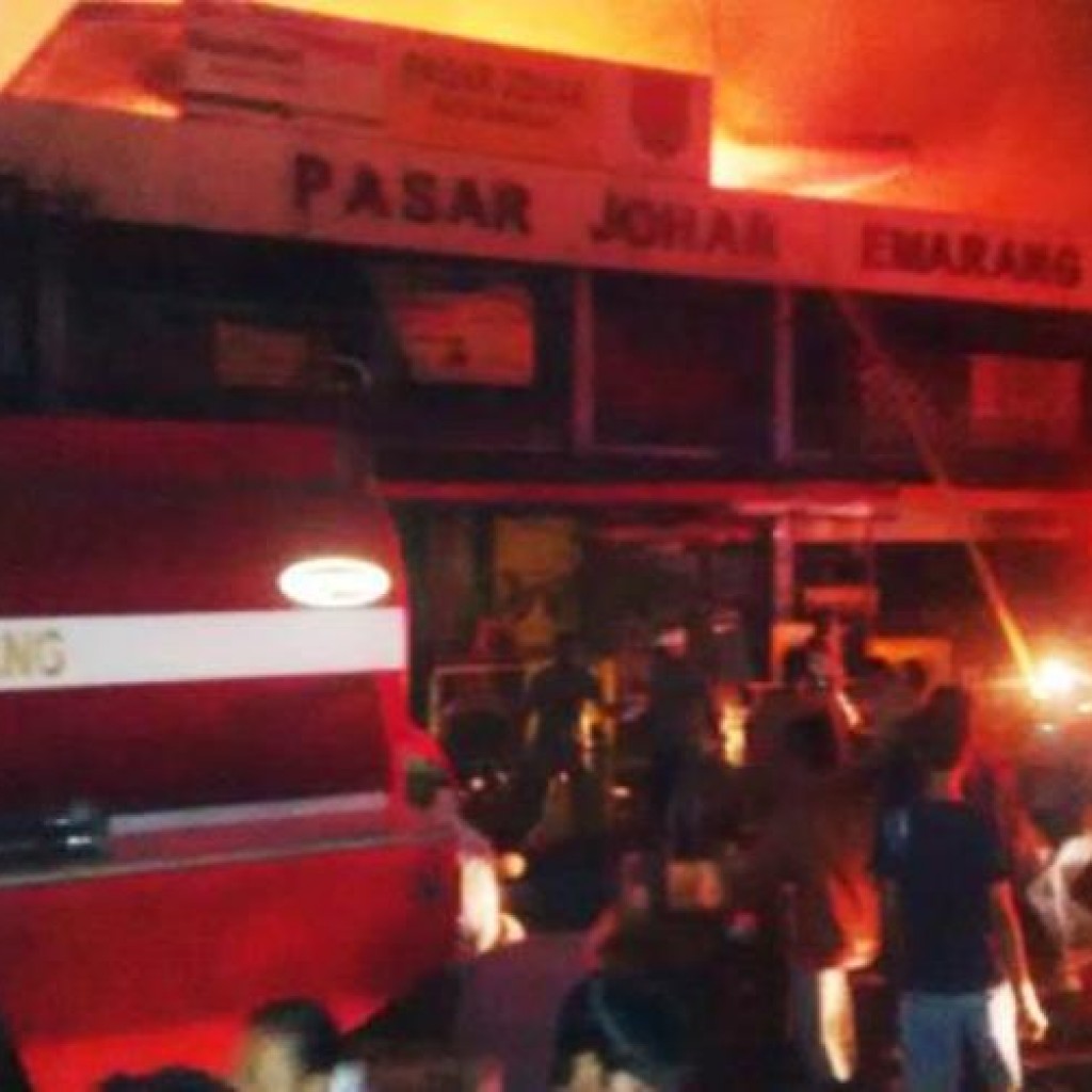 Kebakaran pasar Johar Semarang