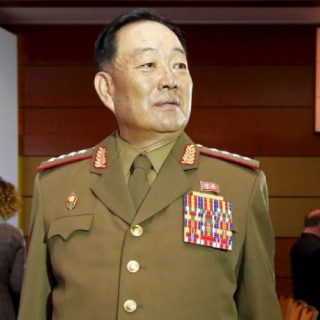 Menteri Pertahanan Korea Utara Hyon Yong Chol