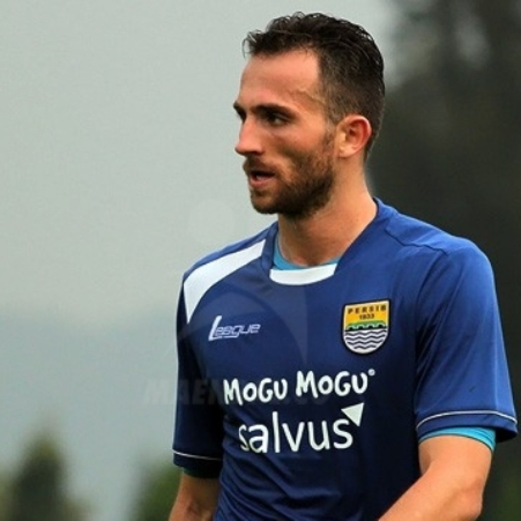 Penyerang Persib Ilija Spasojevic