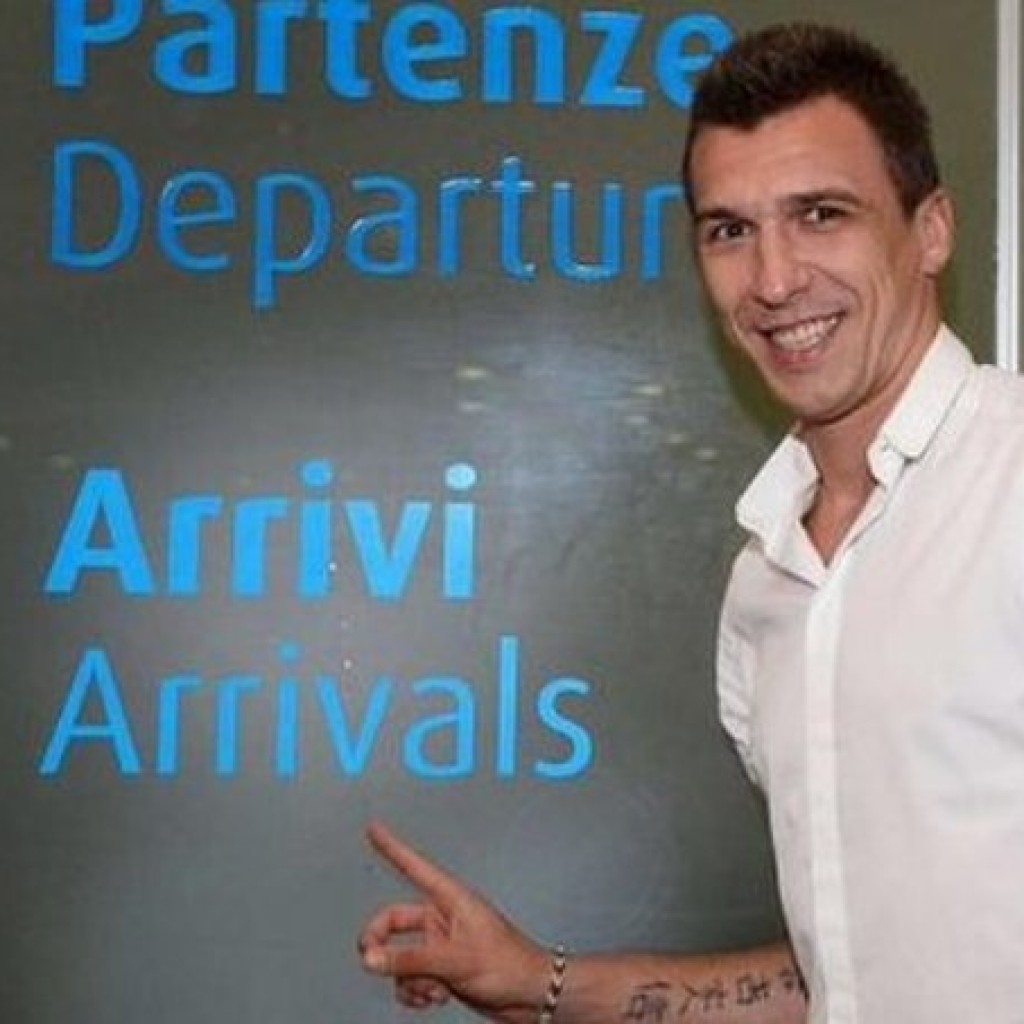 Mandzukic Tiba di Turin