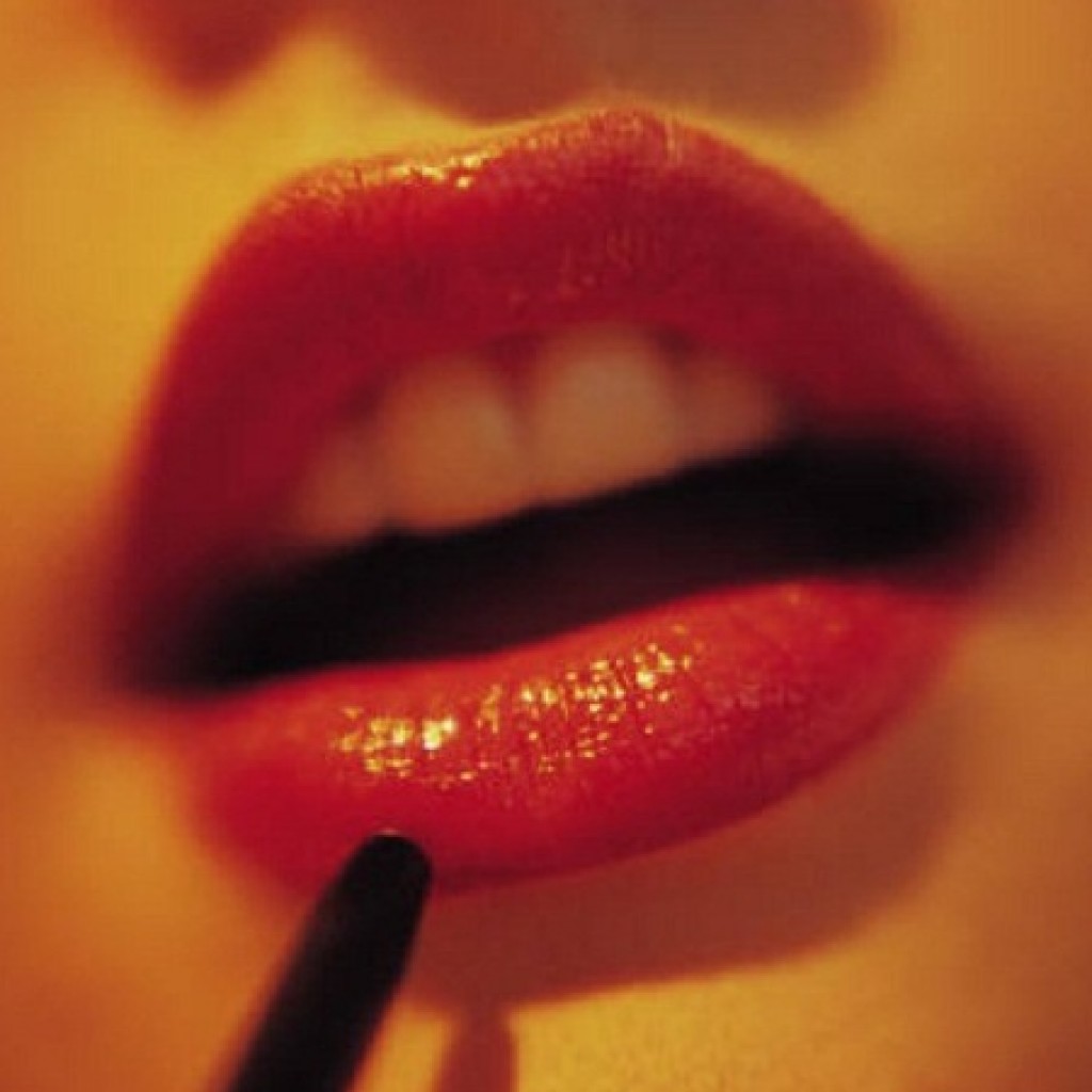 Ini Dia 6 Manfaat Lipstik untuk Wanita