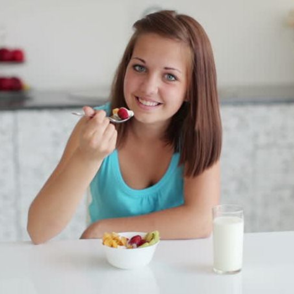 Makan Yogurt Saat Sahur Dapat Cegah Bau Mulut Kenyang Lebih Lama