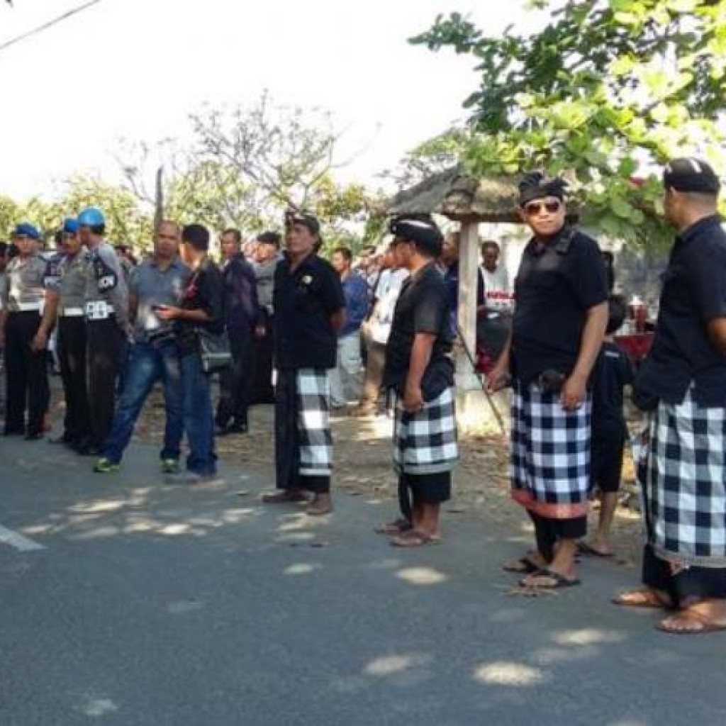 Petugas keamanan di TKP pembunuhan Angeline