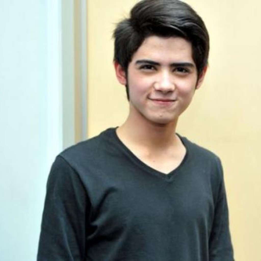 Aliando