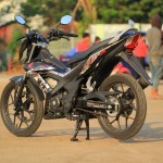 Foto Honda Sonic 150 Kiri Belakang