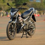 Gambar Honda Sonic 150 Samping Kiri