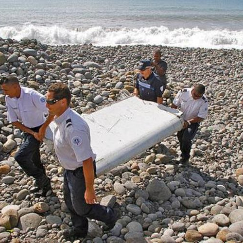Puing MH370 di Pulau Reunion