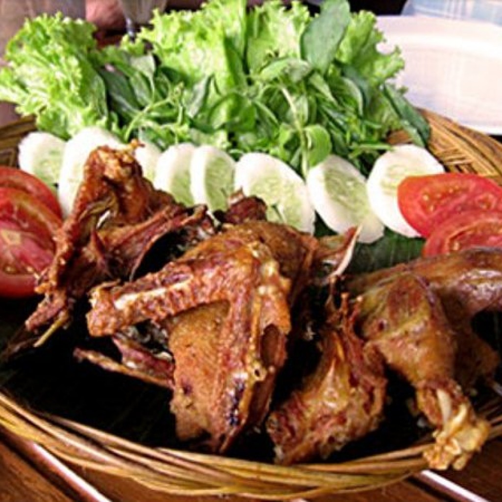 Resep Bebek Goreng Sambal Korek Pedas Enak