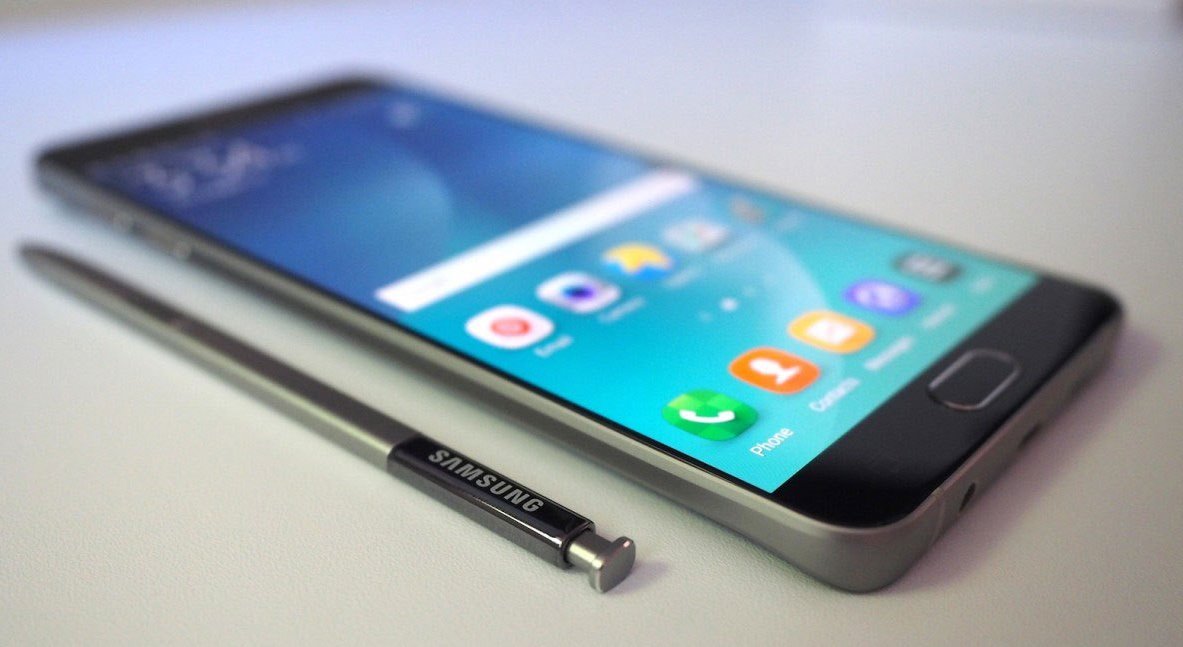 Harga Samsung Galaxy Note 5 dan Spesifikasi, Phablet Premium dengan Chip Exynos dan 4GB RAM