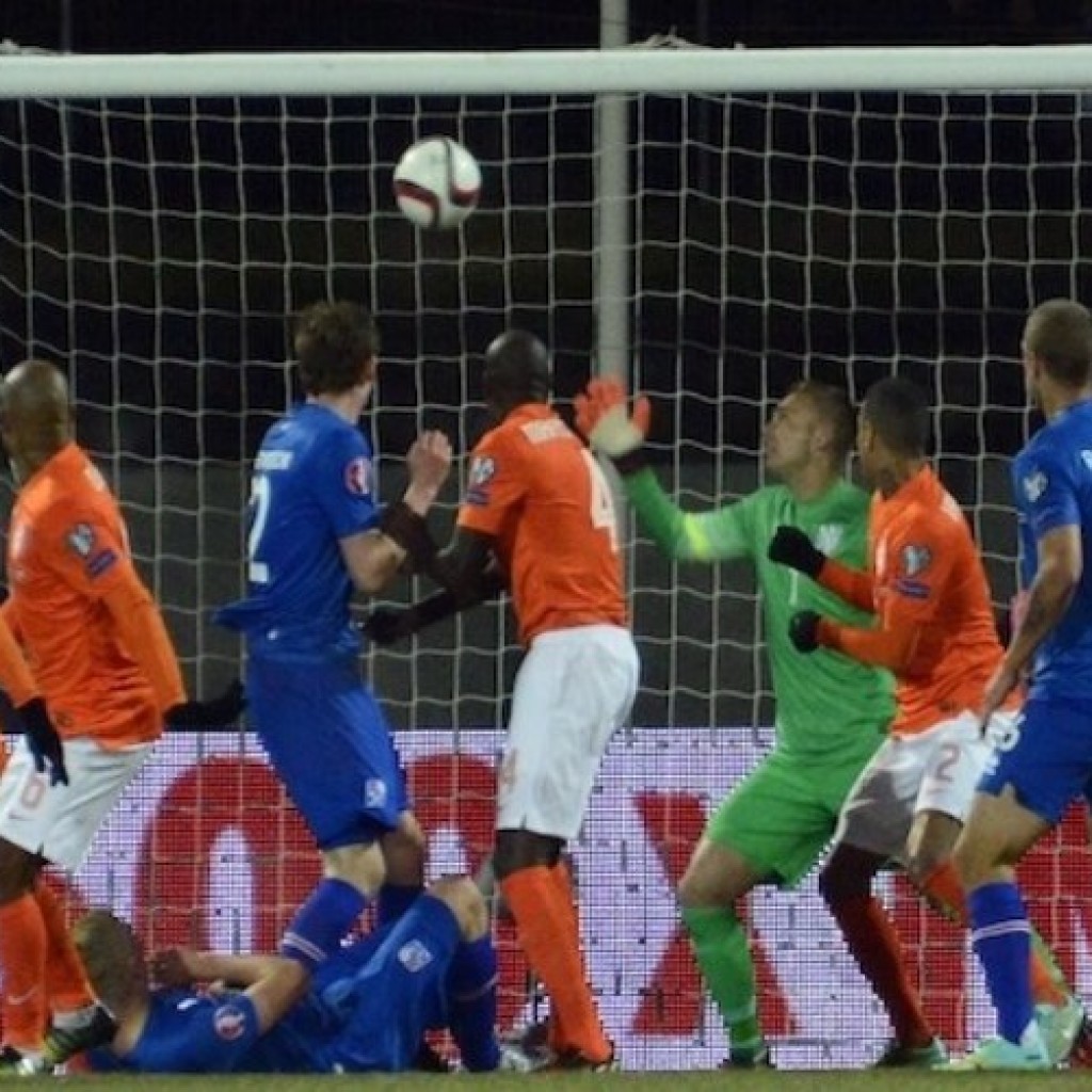 Belanda vs Islandia