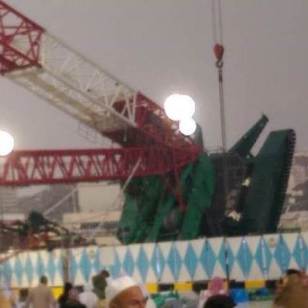 Crane di Masjidil Haram ambruk