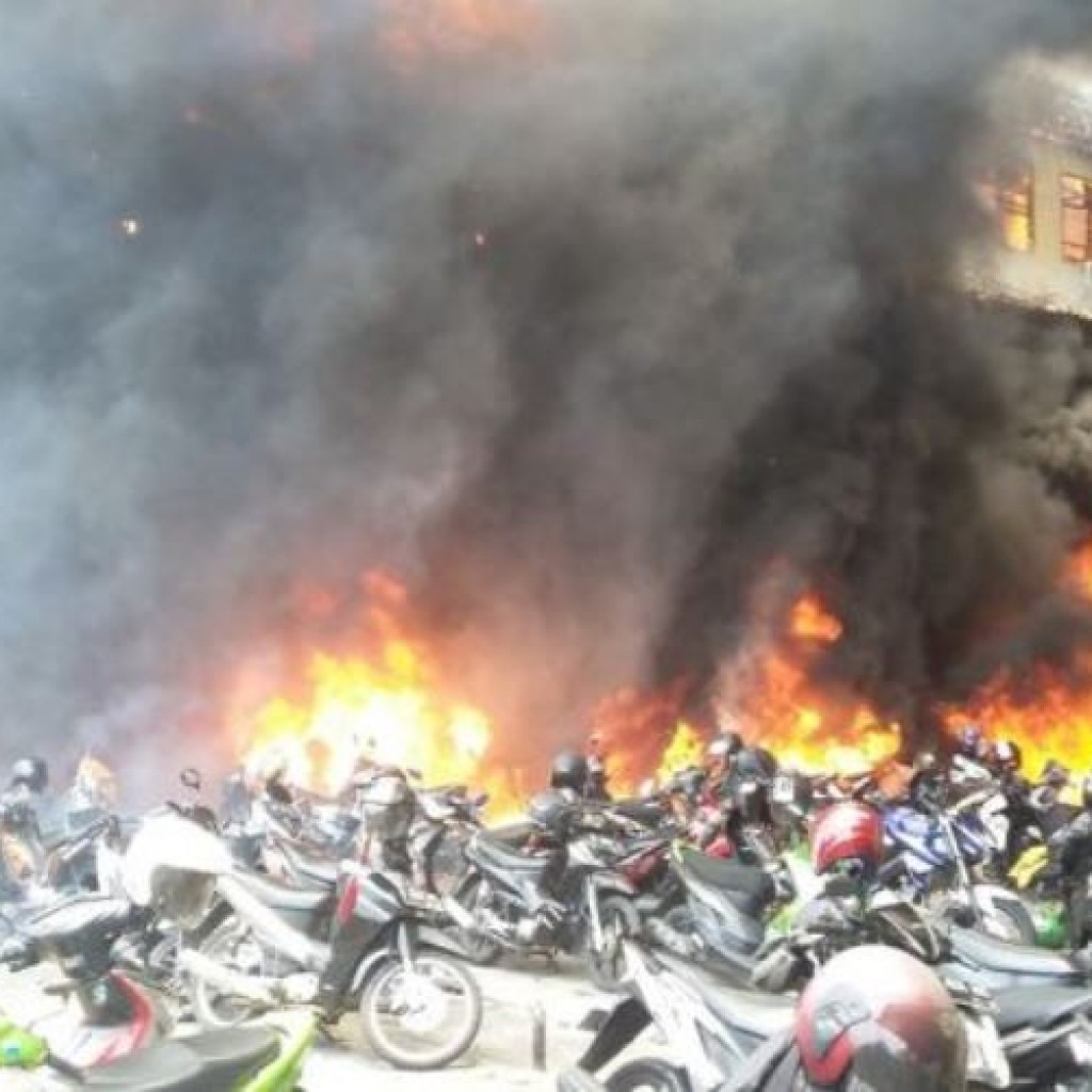 Kebakaran Mapolda Jateng