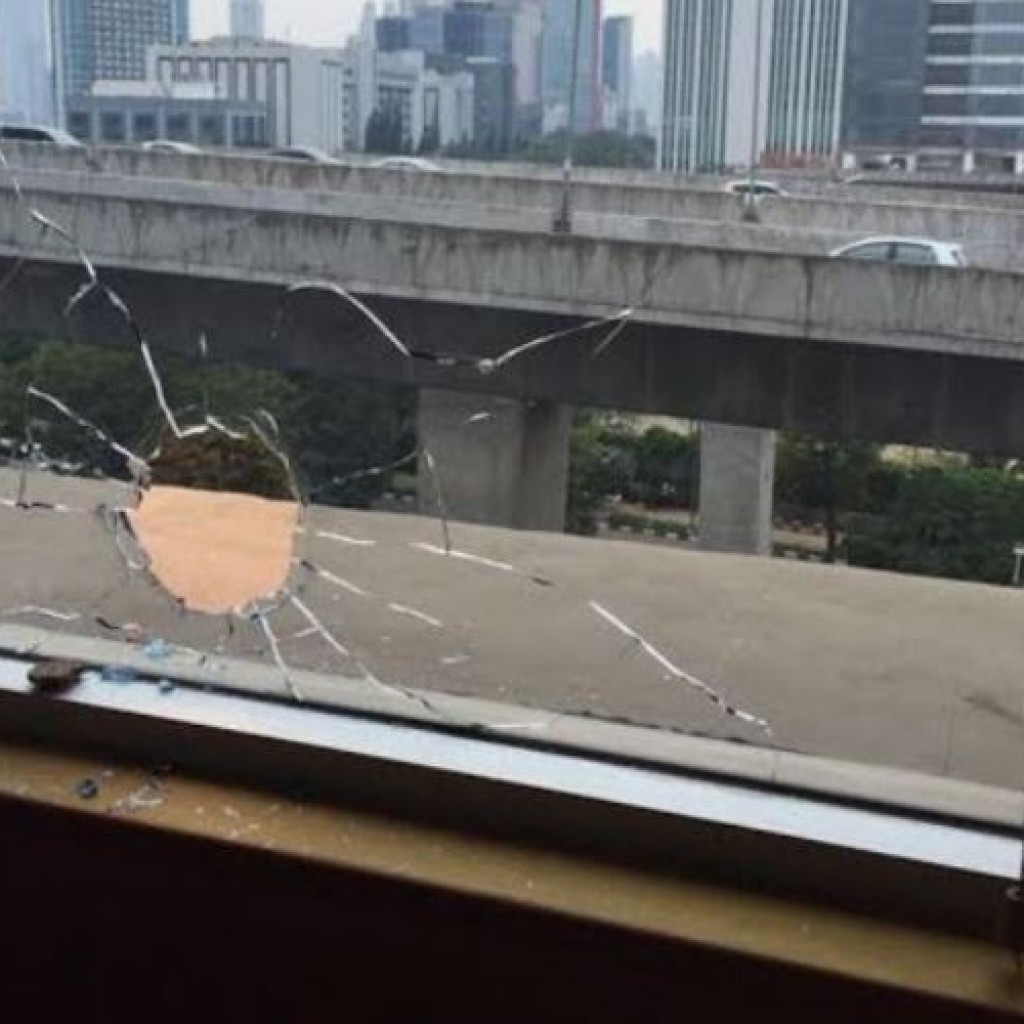 Penembakan ke kantor kementerian ESDM