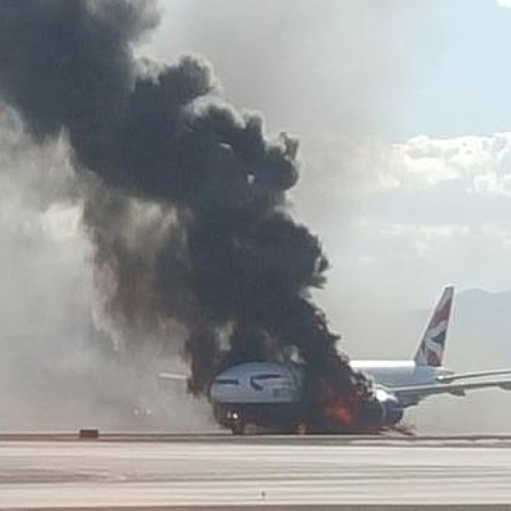 Pesawat British Airways terbakar