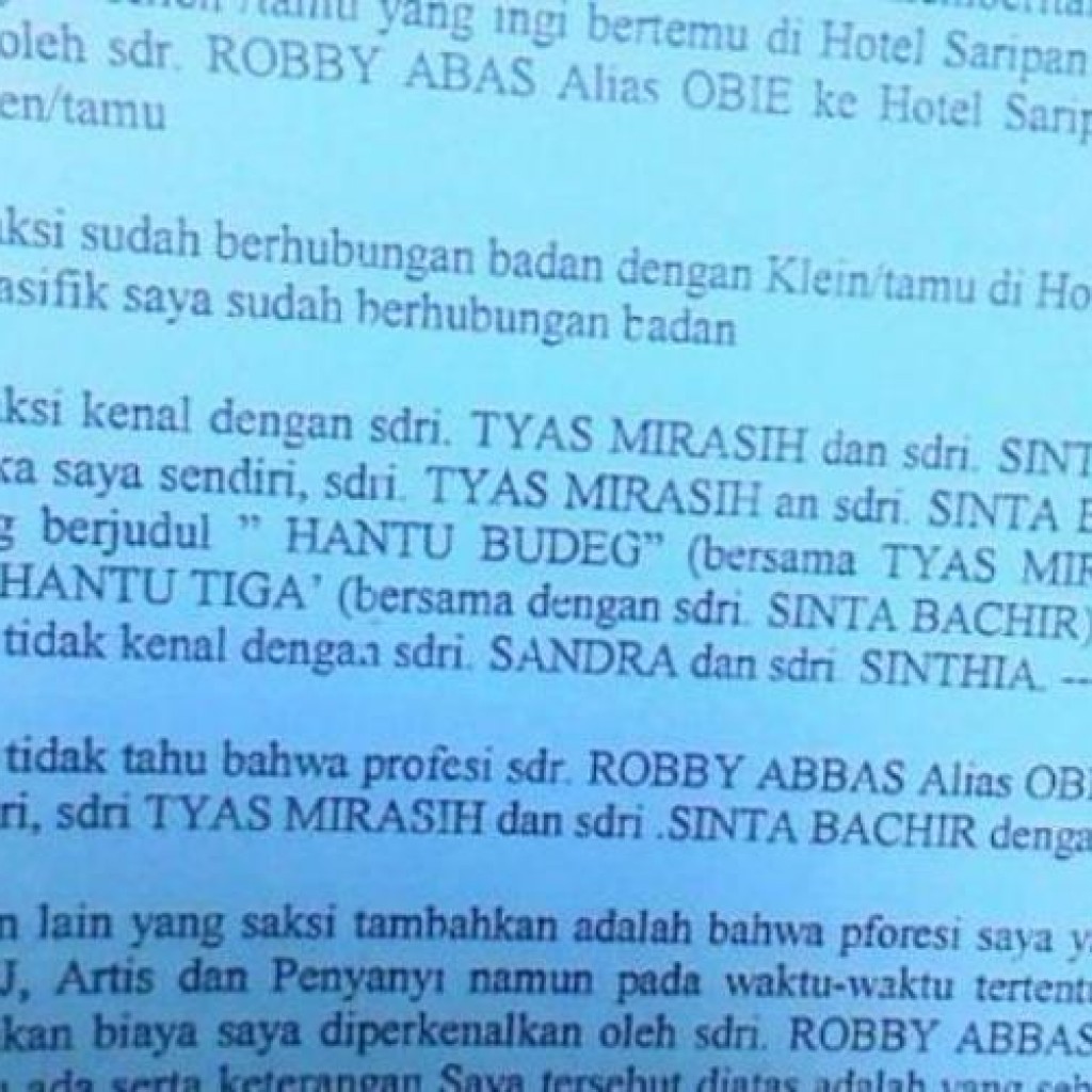 Surat dakwaan kasus PSK artis mucikari RA