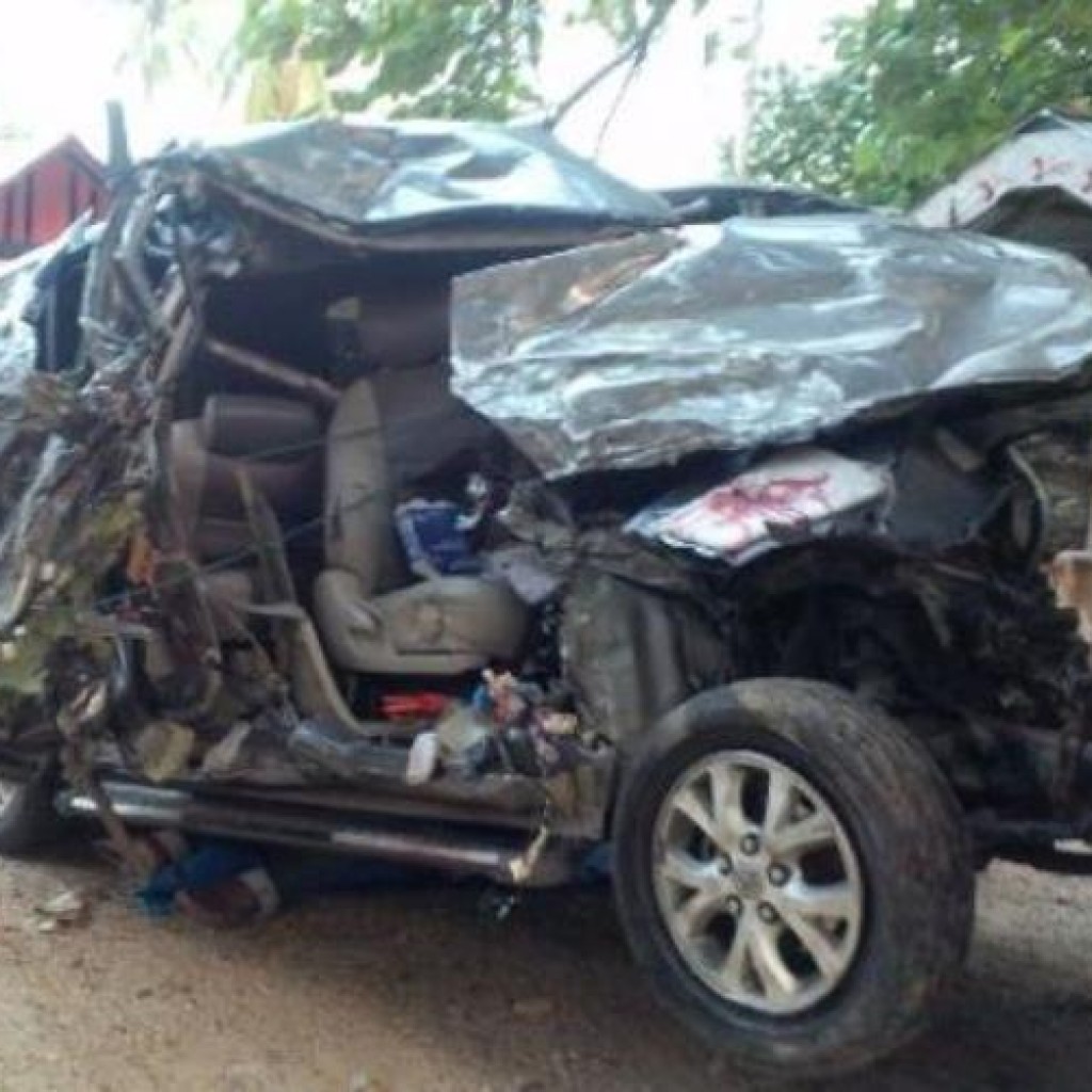 Penampakan mobil istri Wali Kota Langsa pasca kecelakaan