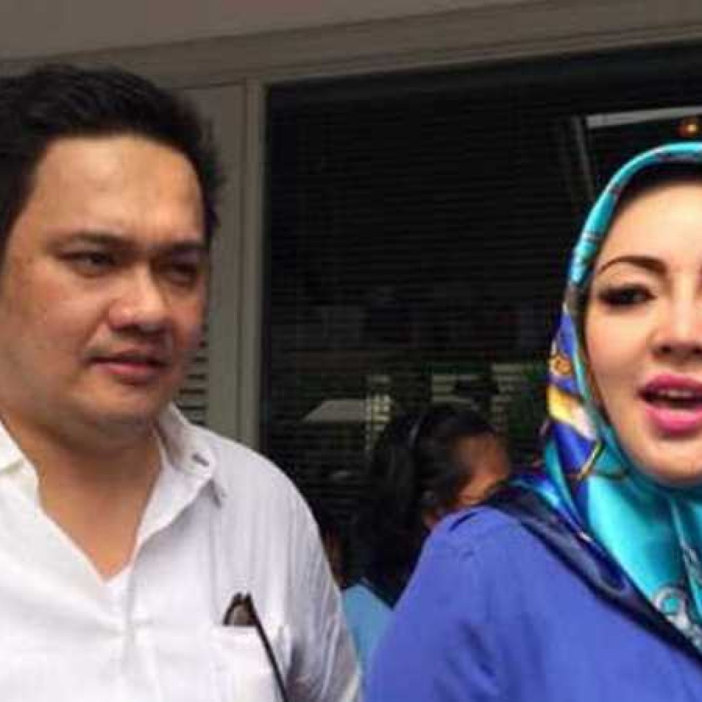 Farhat Abbas Menuntut Regina Ganti Rugi Senilai Rp 19 Miliar