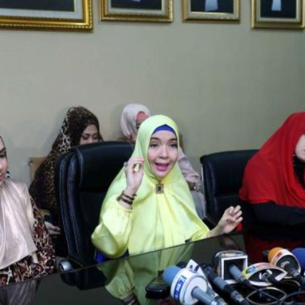 Istri Ustaz Aswan Tak Rela Dimadu dengan Rima Idris