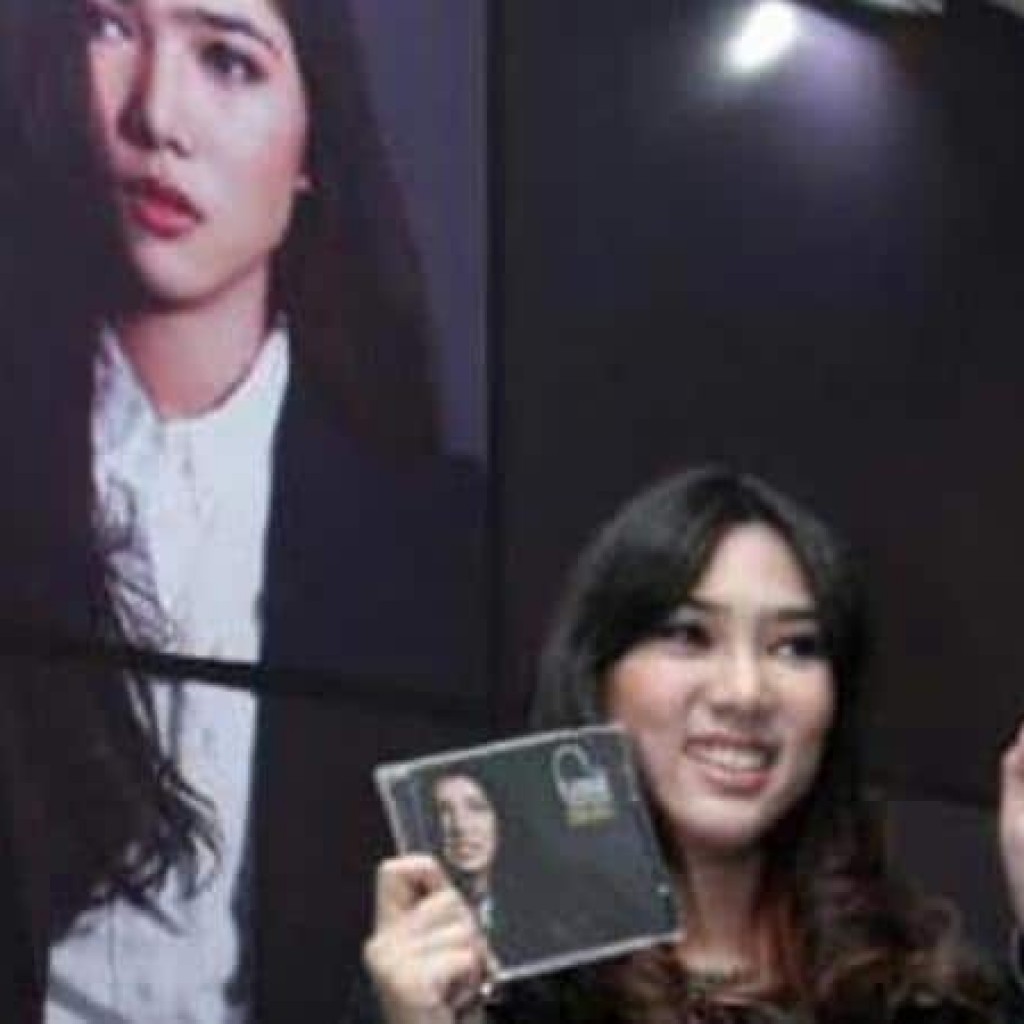 Isyana Sarasvati Resmi Merilis Album Perdananya Explore