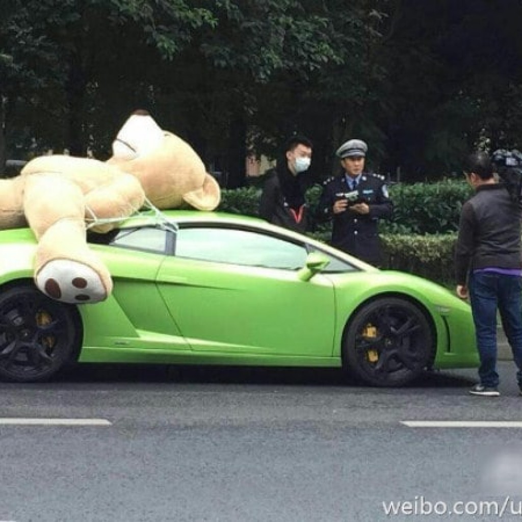 Lamborghini Hijau Teddy Bear