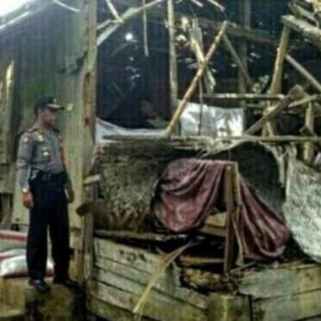 Penampakan rumah keluarga Iyah